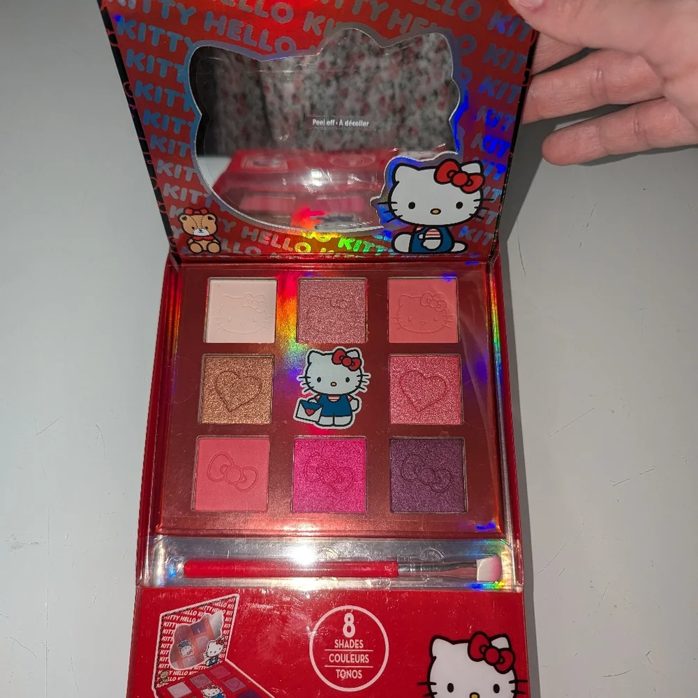 ~Hello Kitty Townley Eyeshadow Palette with Mirror Brush 8 Shades.